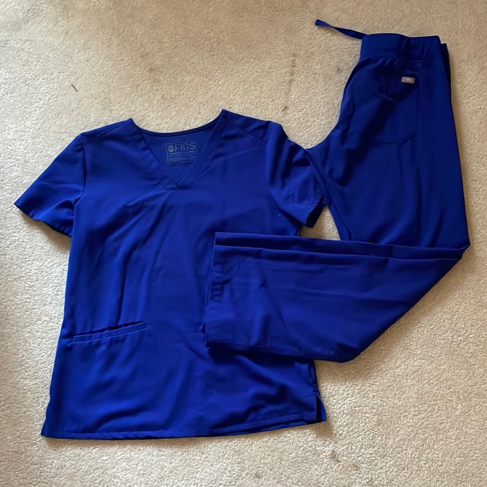 Figs scrubs
